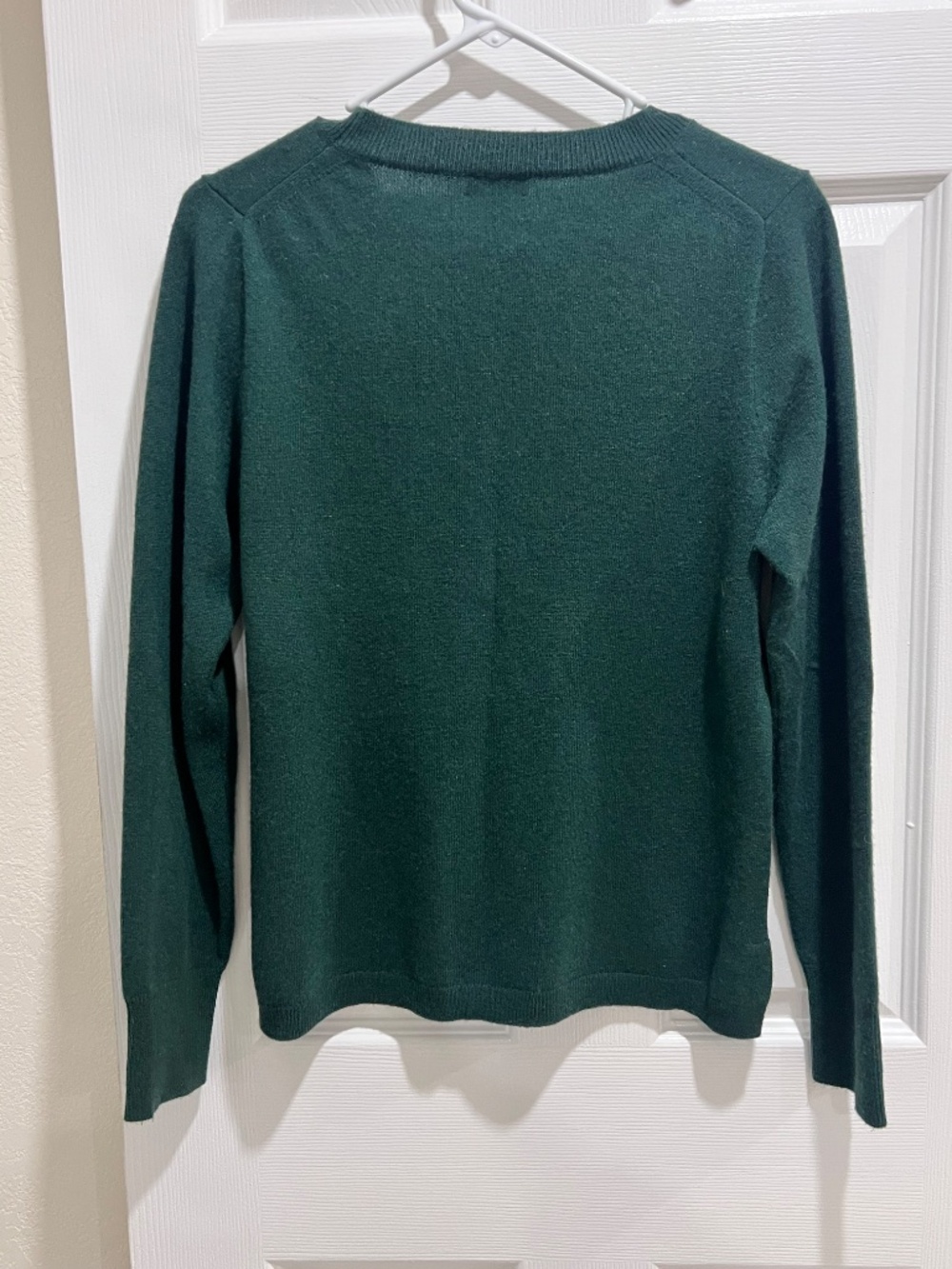 J.Crew 100% Cashmere Sweater – Size Large – Dark Green Crewneck - Picture 12 of 14